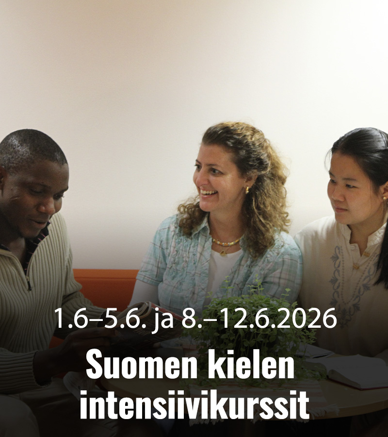 RAAMATTUOPISTO 2026 Suomen kielen intensiivikurssit 800x900